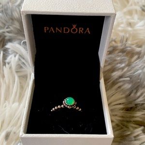 Pandora ring - green stone